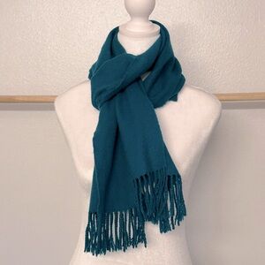 Made in Scotland 100% Cashmere Women’s Scarf 11X62 Fringe Turquoise